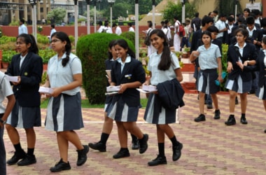 Three language formula for CBSE - Pros and Cons