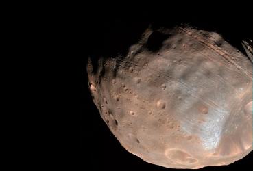 Scientists capture first images of Death Star moon Phobos