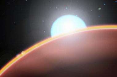 Hot Jupiter may have stratosphere!