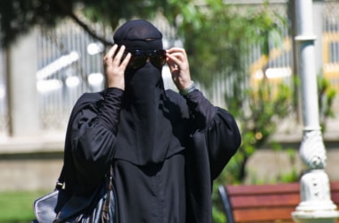 Morroco bans the burqa