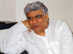 Veteran writer lyricist Javed Akhtar honoured with Hridaynath Mangeshkar award